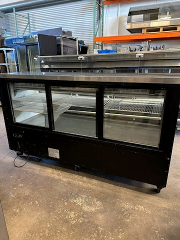 Refrigerated Deli Case