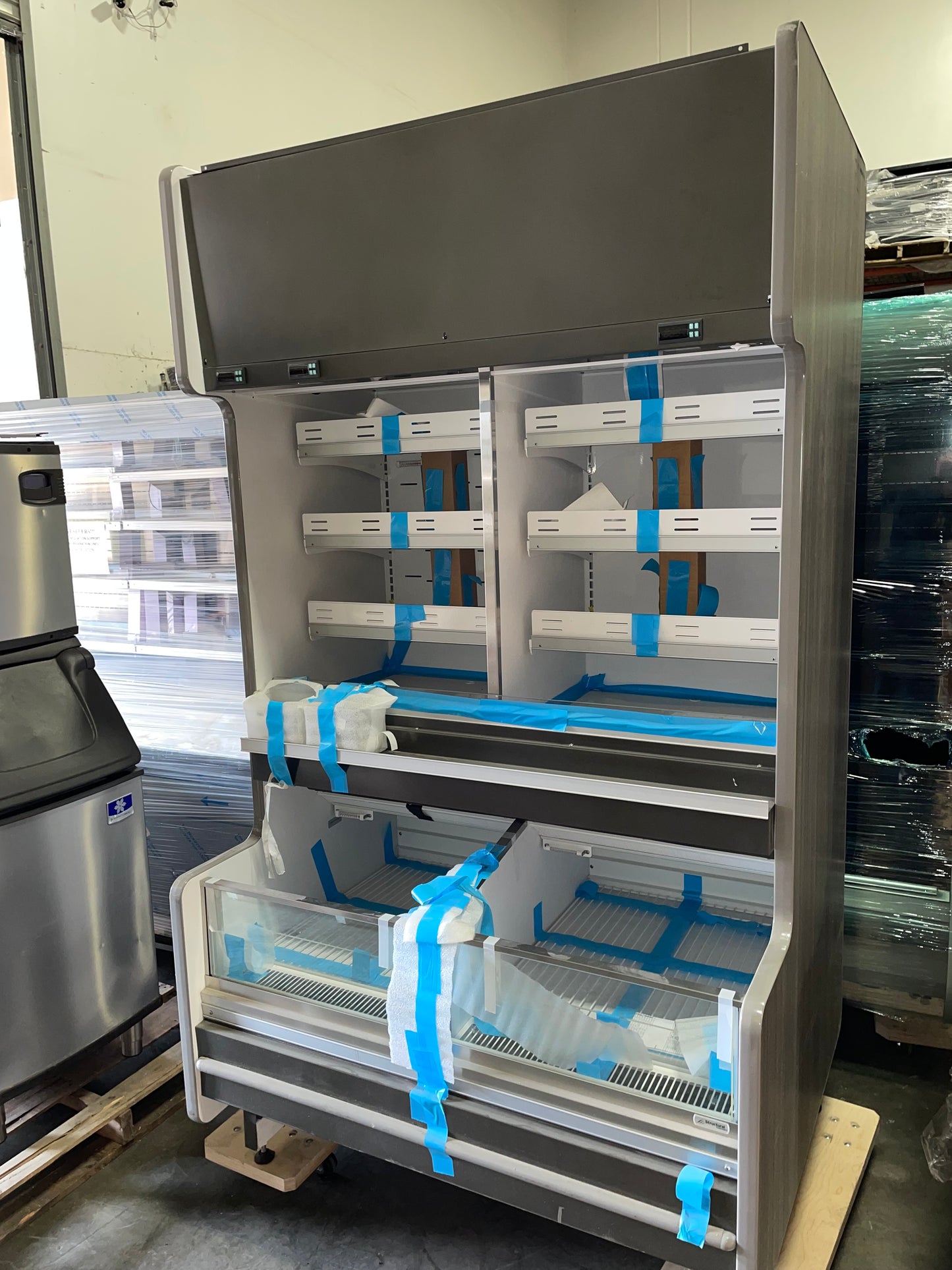 Structural Concepts - Self Contained Open Air Cooler (Top) Freezer (Bottom) Merchandiser