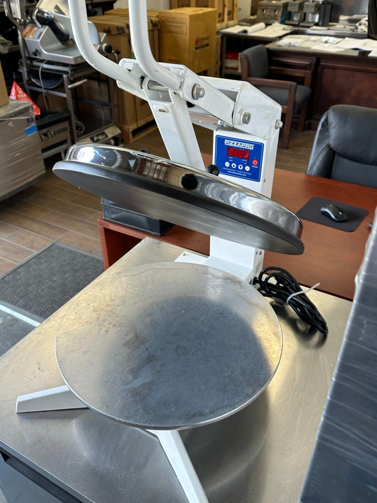 Proluxe PP1818 Pizza Dough Press 115V * USED *